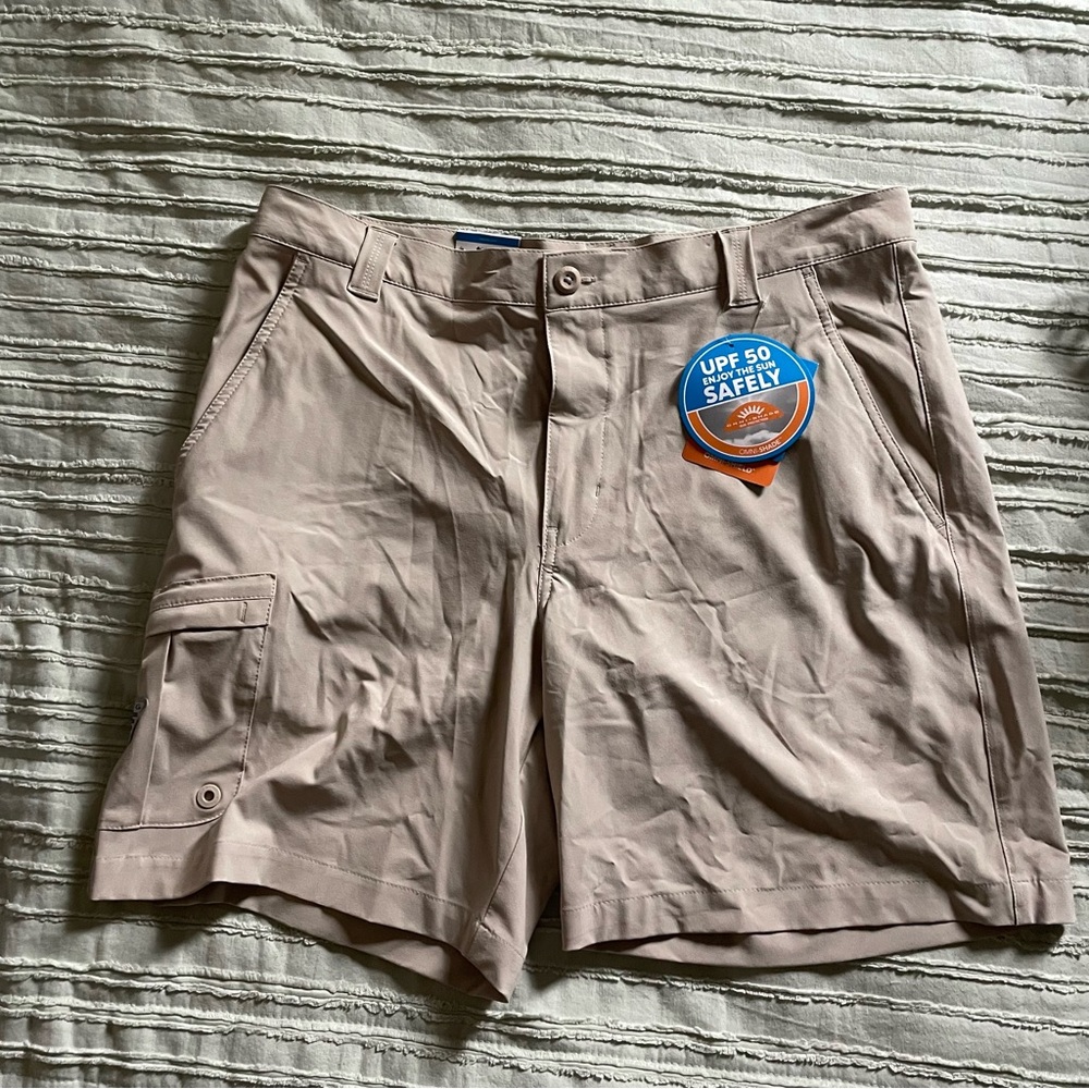 Columbia Men’s Deep Waves Cargo Short